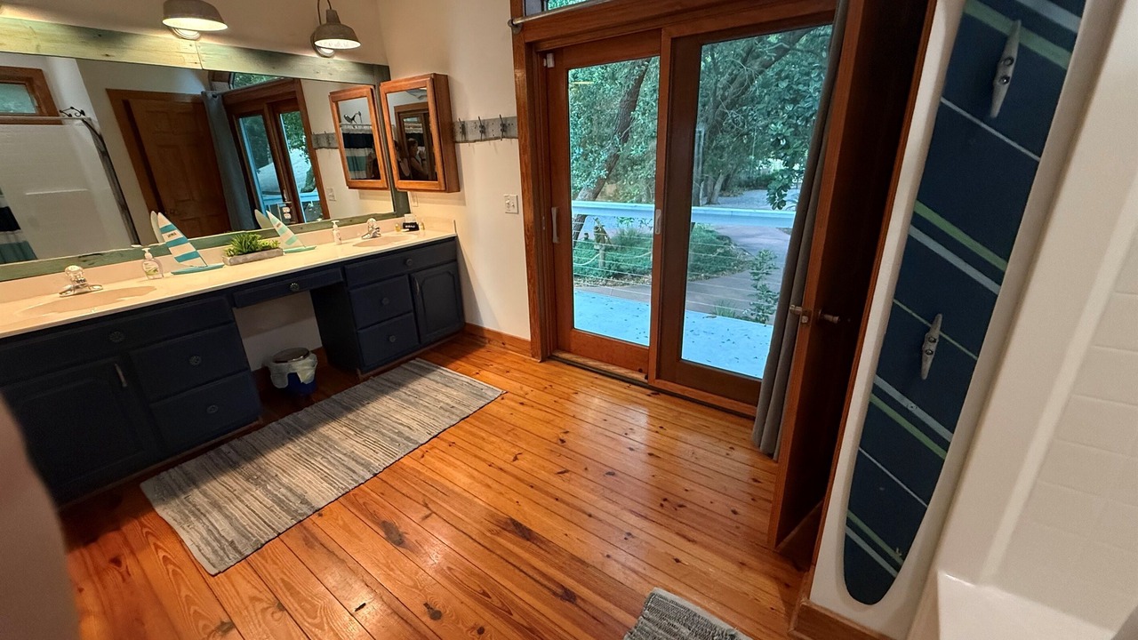 Photo of Bathroom in Gulf Breeze