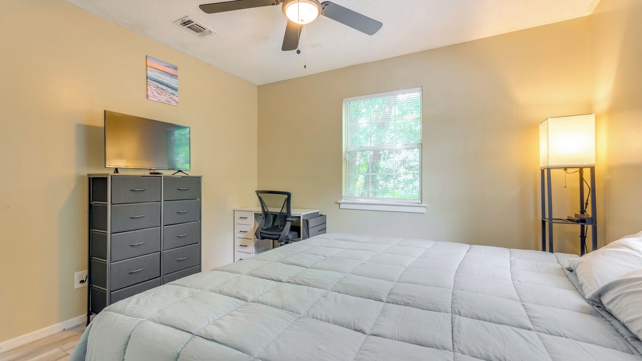 Photo of Bedroom in Northwest Pensacola