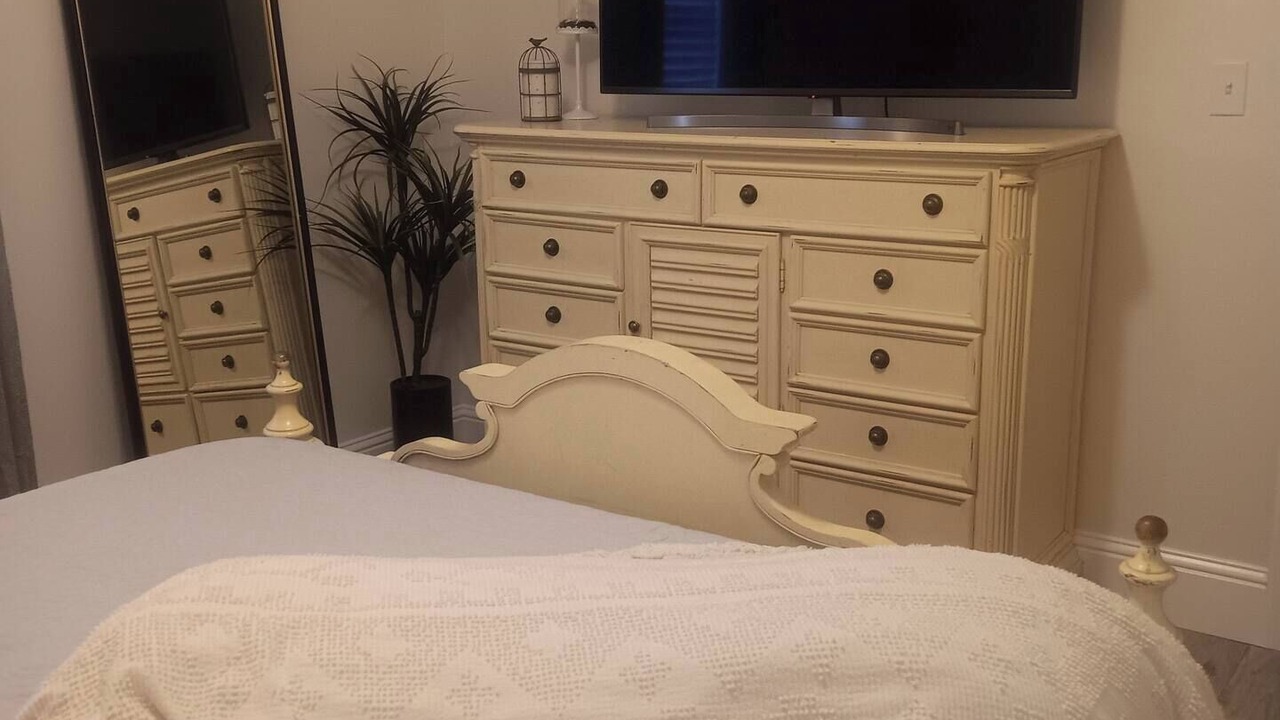 Photo of Bedroom in Myrtle Grove
