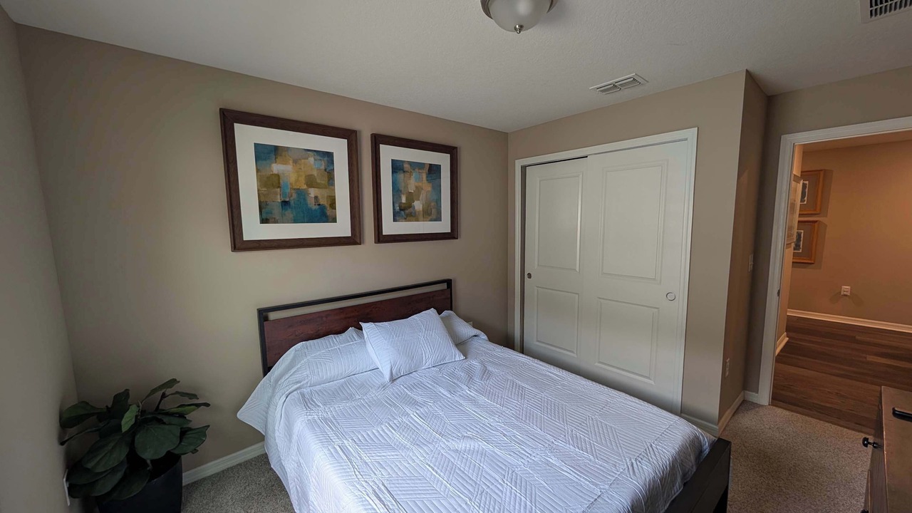 Photo of Bedroom in Clermont