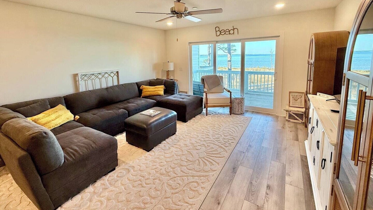 Photo of Bedroom in Innerarity Townhomes
