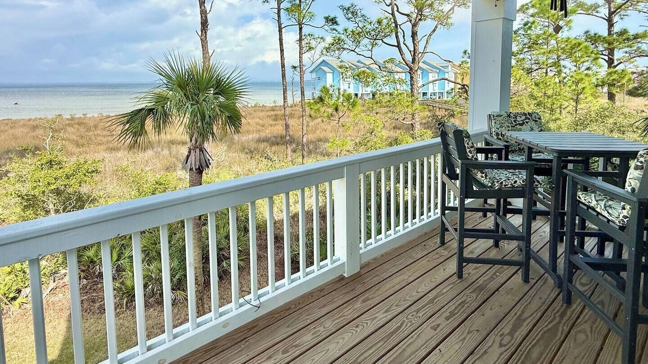 Photo of Patio Balcony in Innerarity Townhomes