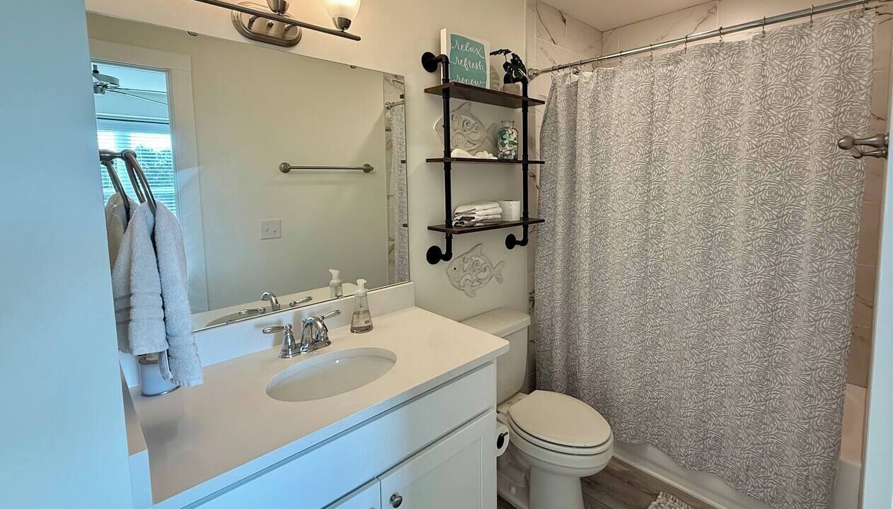 Photo of Bathroom in Innerarity Townhomes