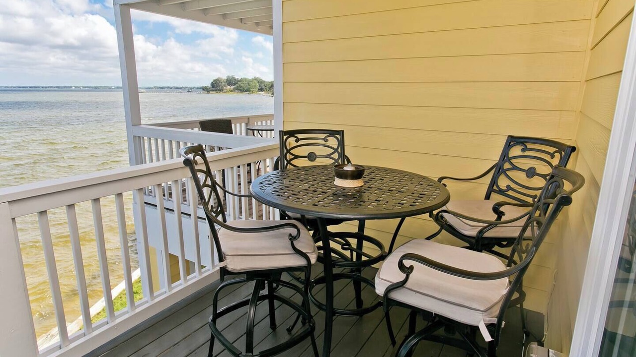 Photo of Patio Balcony in Innerarity Townhomes