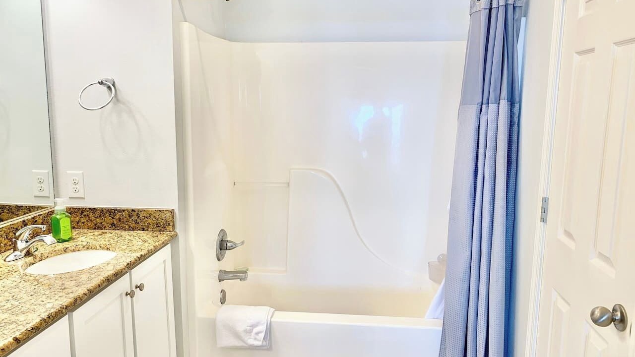Photo of Bathroom in Innerarity Townhomes