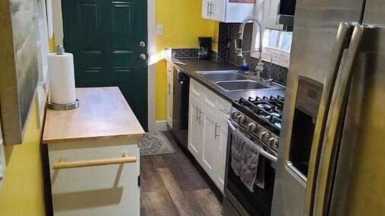 Photo of Kitchen in Pinecrest West Park