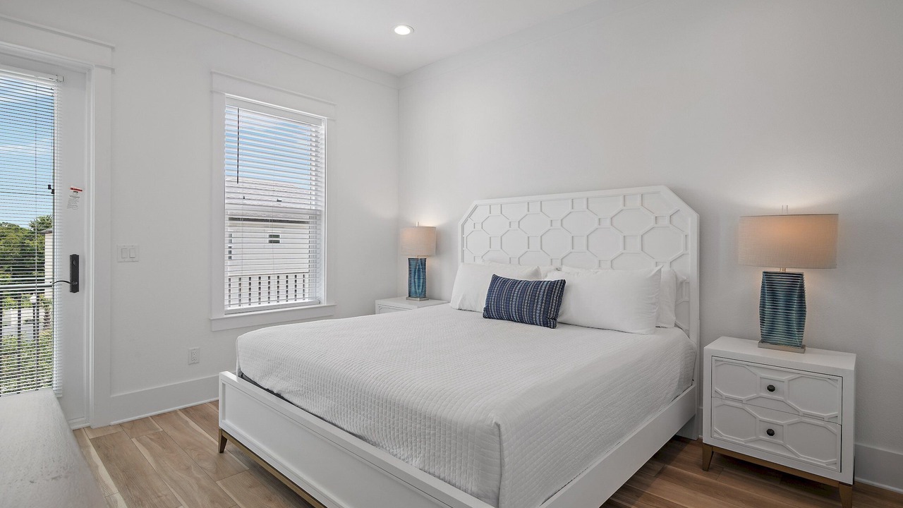 Photo of Bedroom in Emerald Waters Village