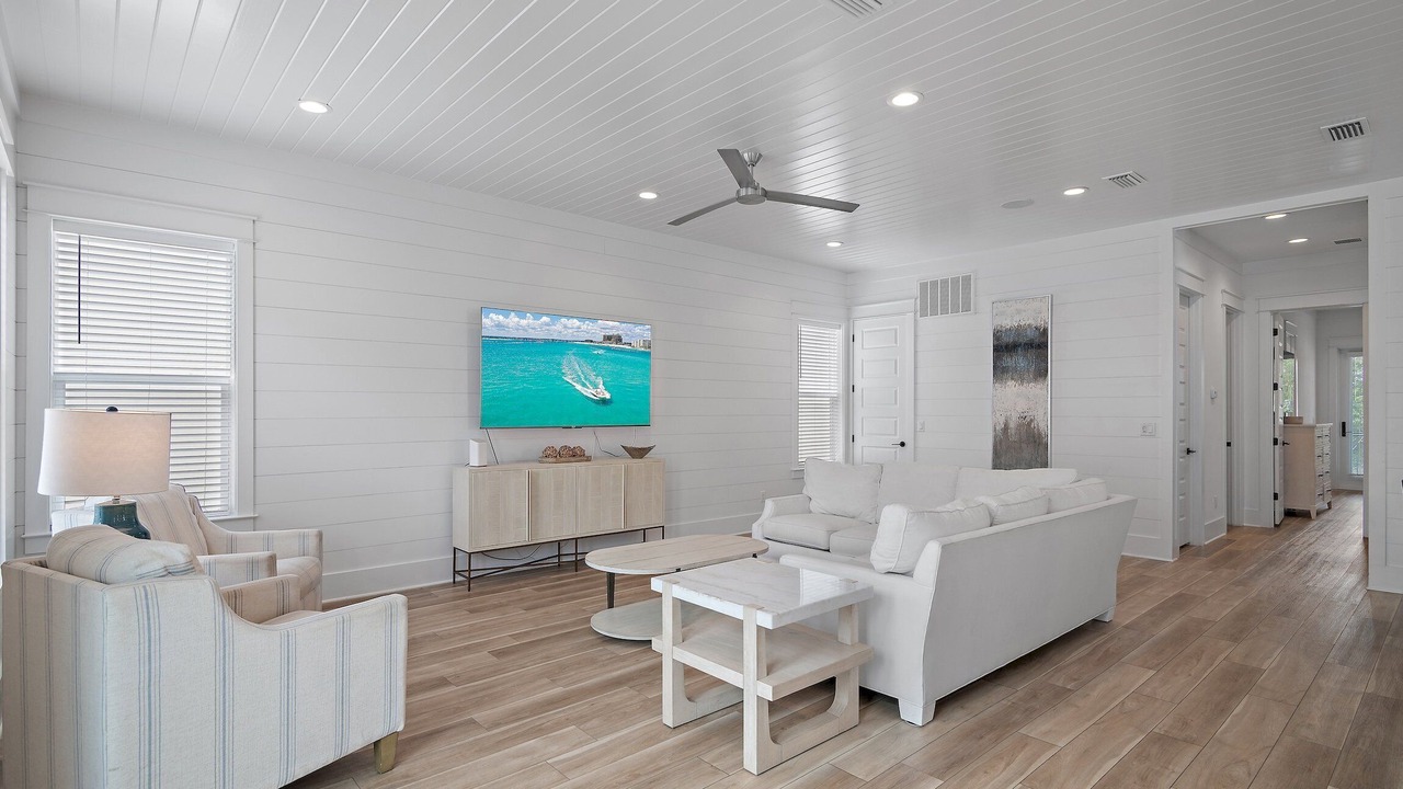 Photo of Livingroom in Emerald Waters Village