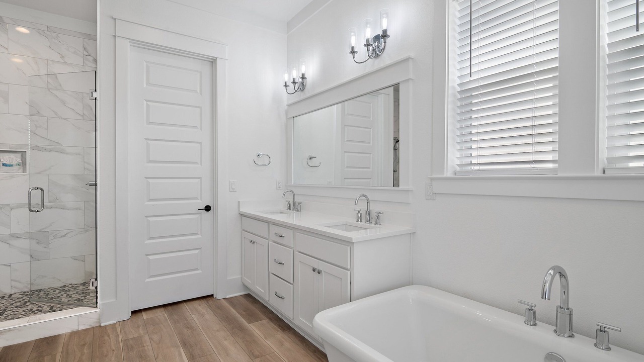 Photo of Bathroom in Emerald Waters Village