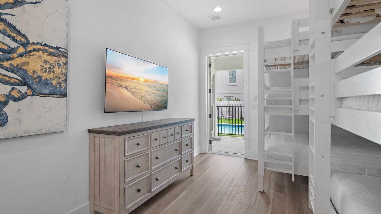 Photo of Bedroom in Emerald Waters Village