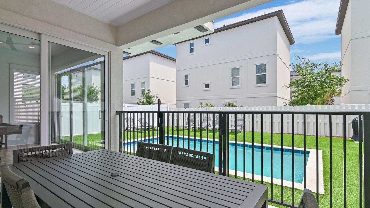 Photo of Outdoor in Emerald Waters Village