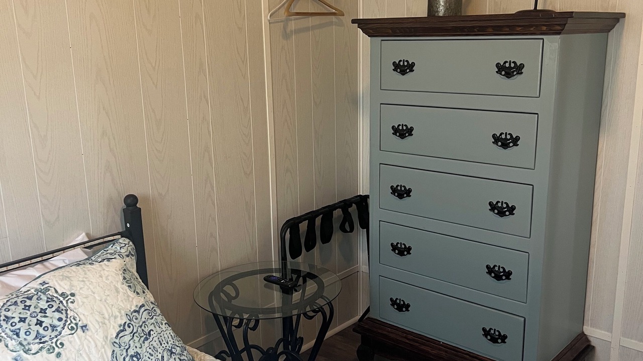 Photo of Bedroom in Groveoak