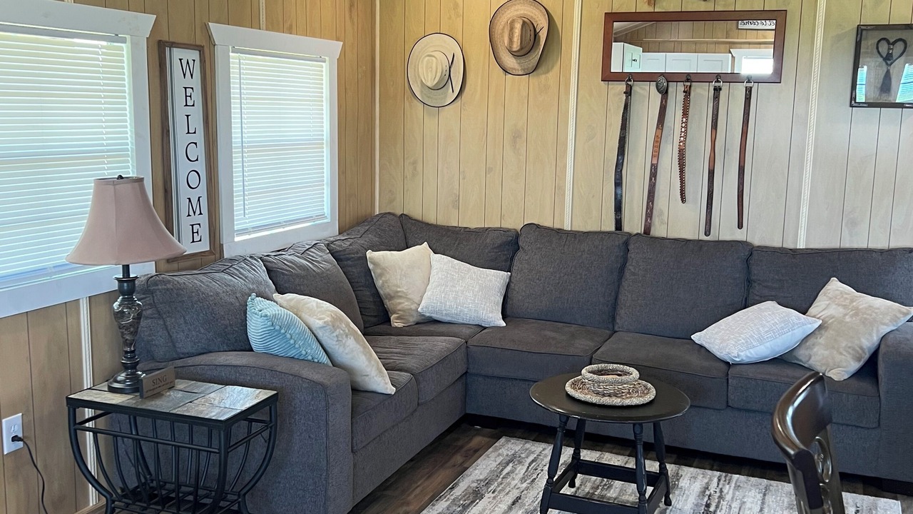 Photo of Livingroom in Groveoak