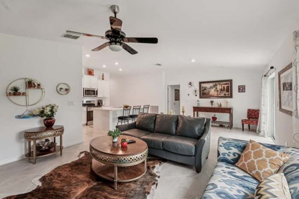 Photo of Livingroom in Port Charlotte