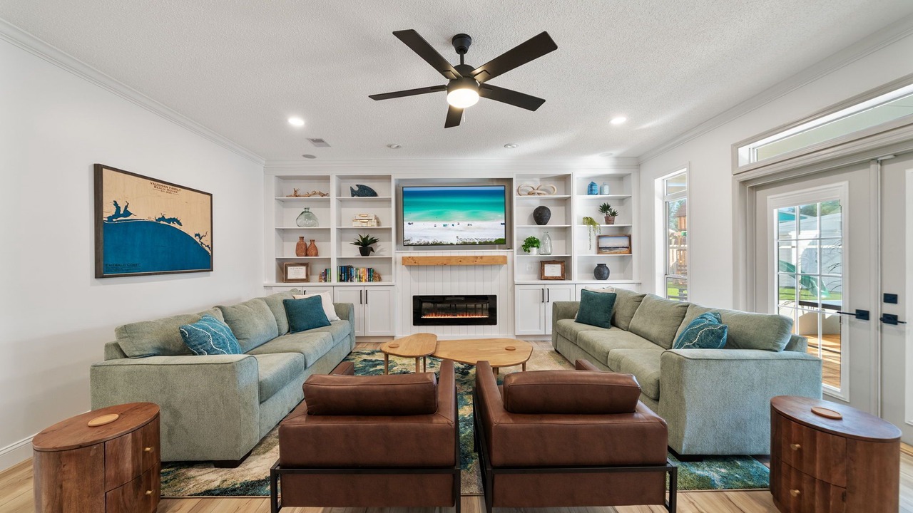 Photo of Livingroom in Thomas Drive