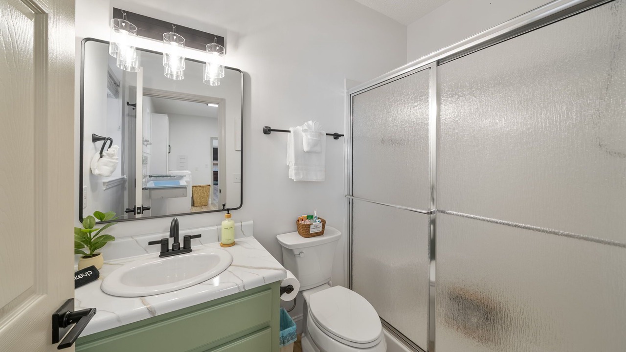 Photo of Bathroom in Thomas Drive