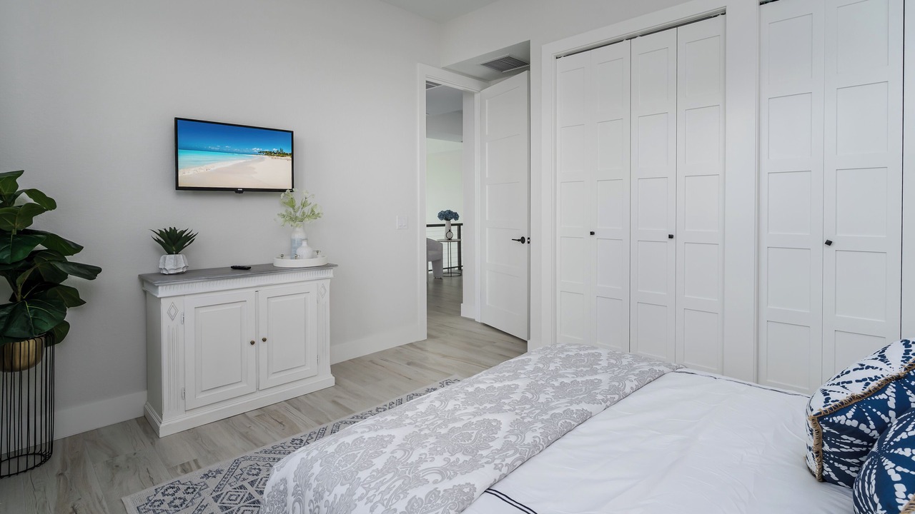 Photo of Bedroom in Isles of Capri