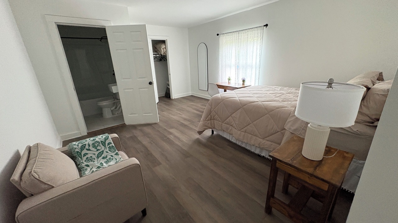 Photo of Bedroom in Fondren