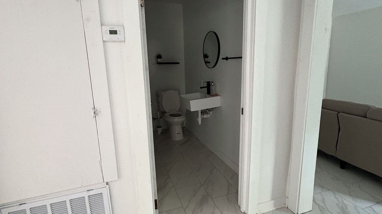 Photo of Bathroom in Fondren