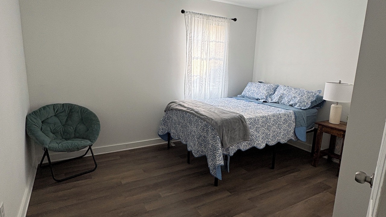 Photo of Bedroom in Fondren