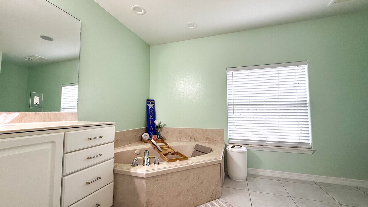 Photo of Bathroom in Navarre