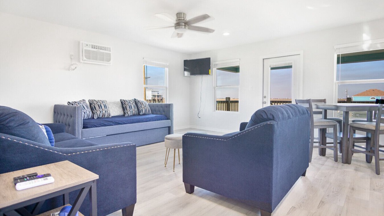 Photo of Livingroom in Gilchrist