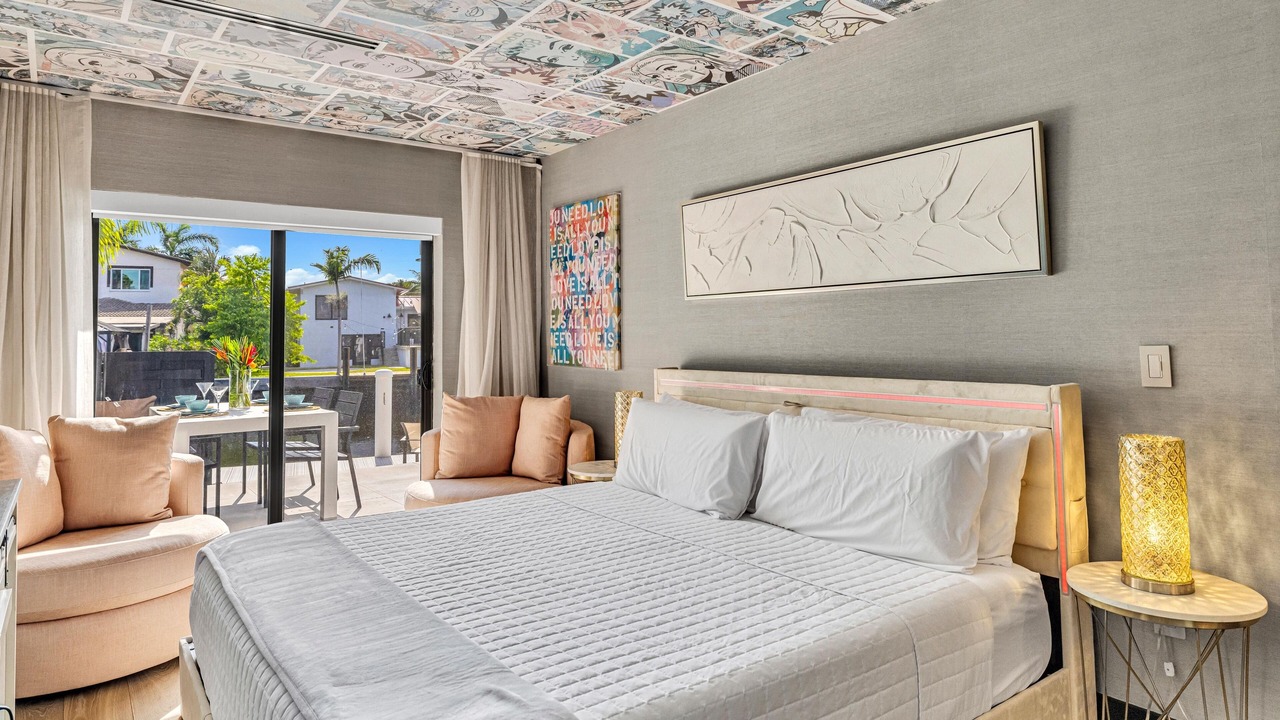 Photo of Bedroom in Wilton Manors