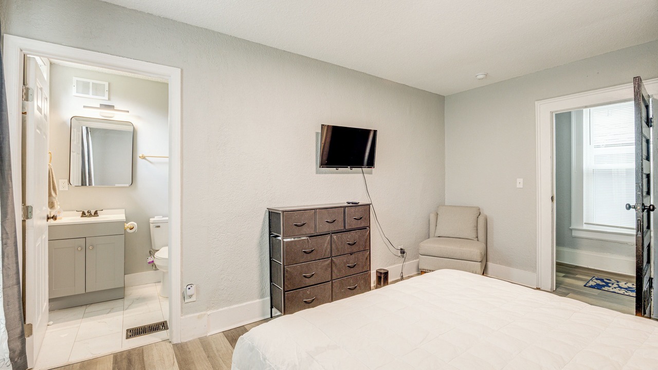 Photo of Bedroom in Urban Core