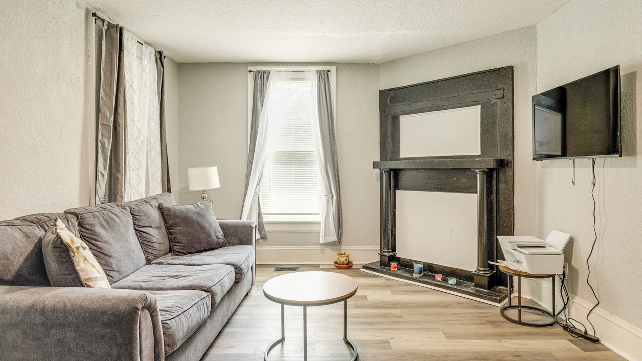 Photo of Bedroom in Urban Core