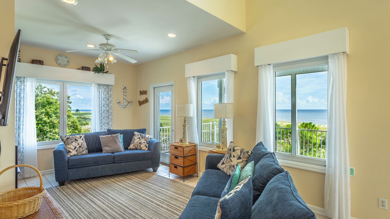 Photo of Livingroom in Alligator Point