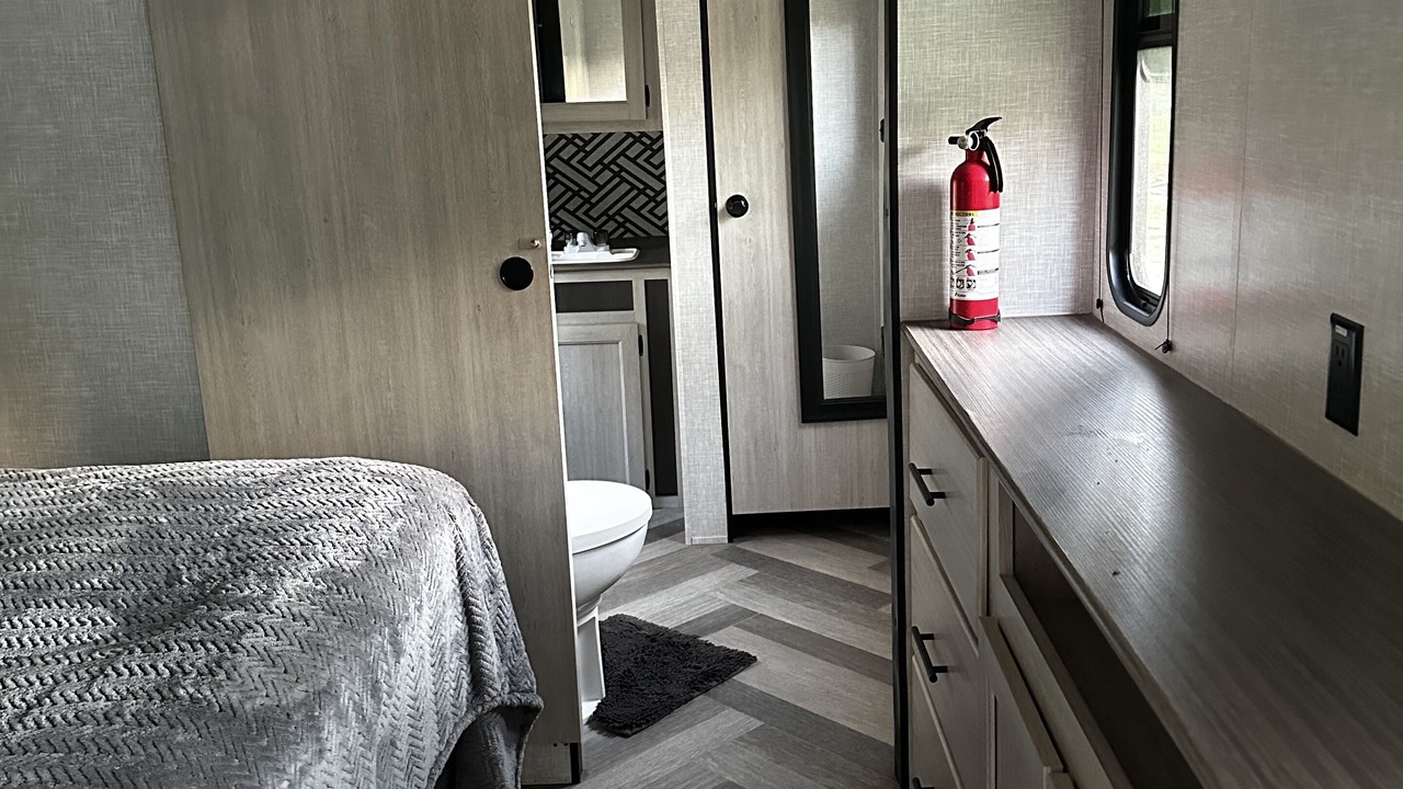 Photo of Bedroom in Call
