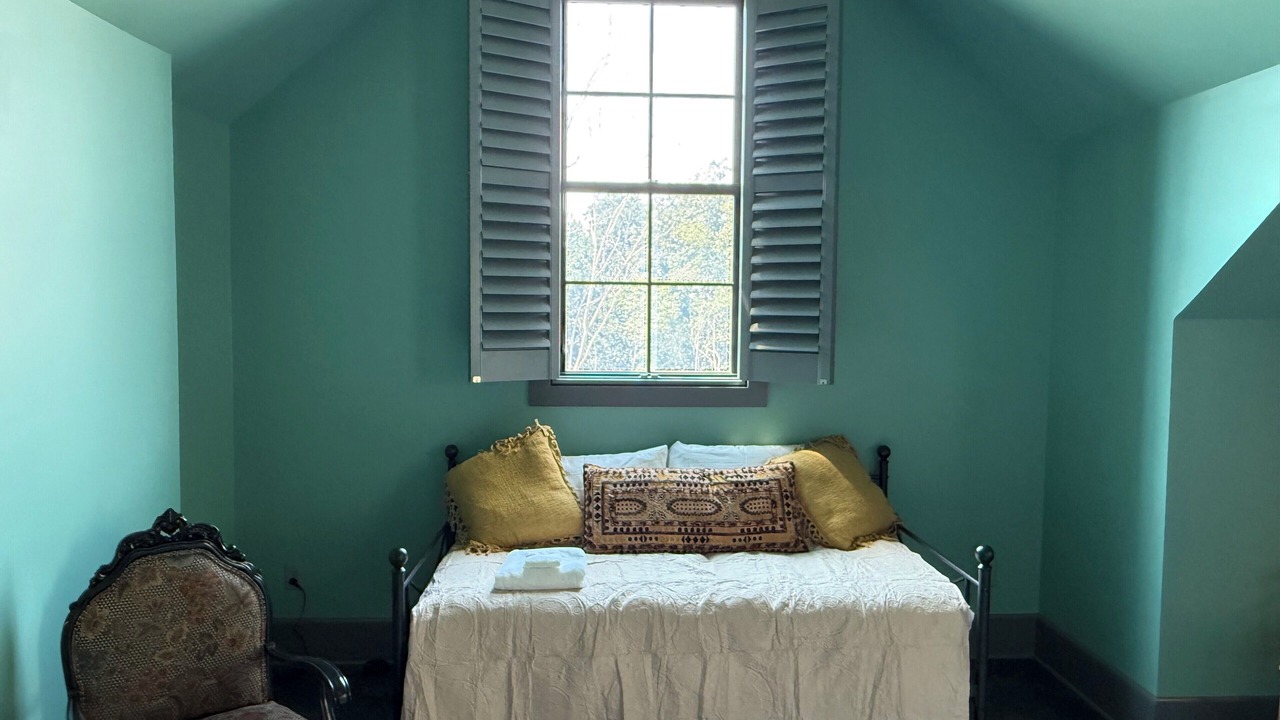 Photo of Bedroom in Biloxi