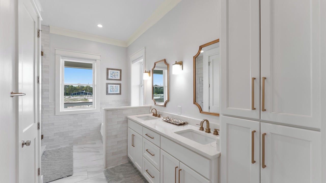 Photo of Bathroom in East End