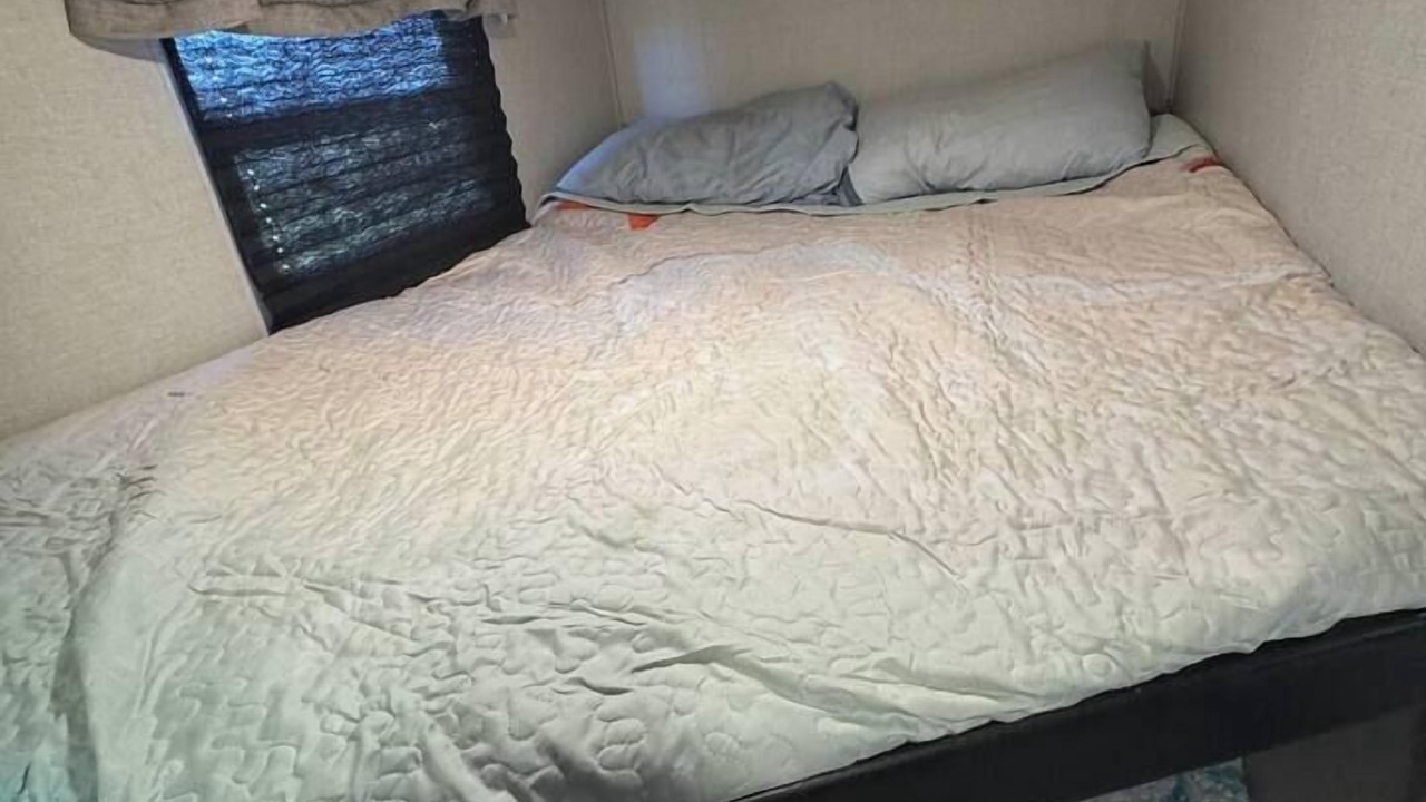 Photo of Bedroom in Holly Beach