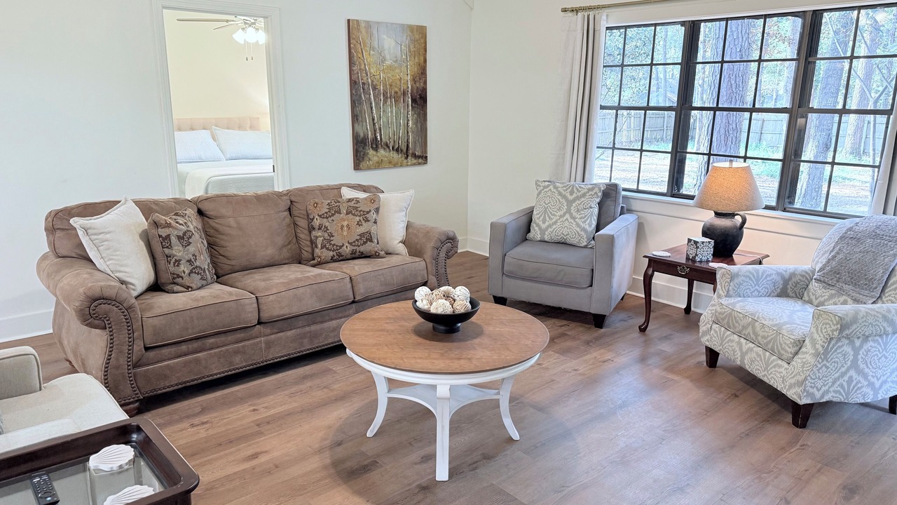 Photo of Livingroom in Flowood