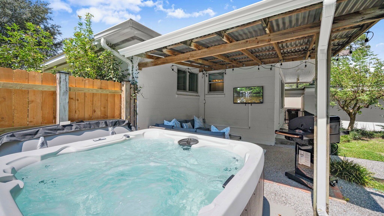 Photo of Outdoor in Highlands - Perkins
