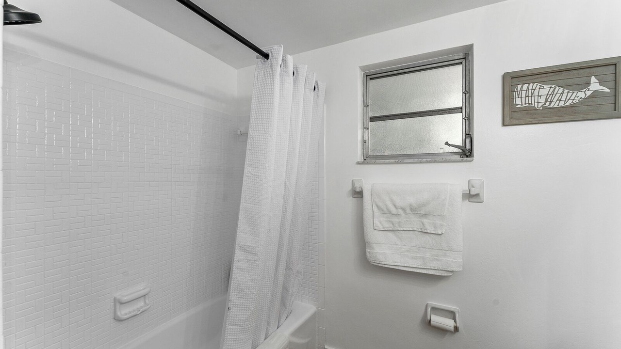 Photo of Bathroom in Flor-a-mar