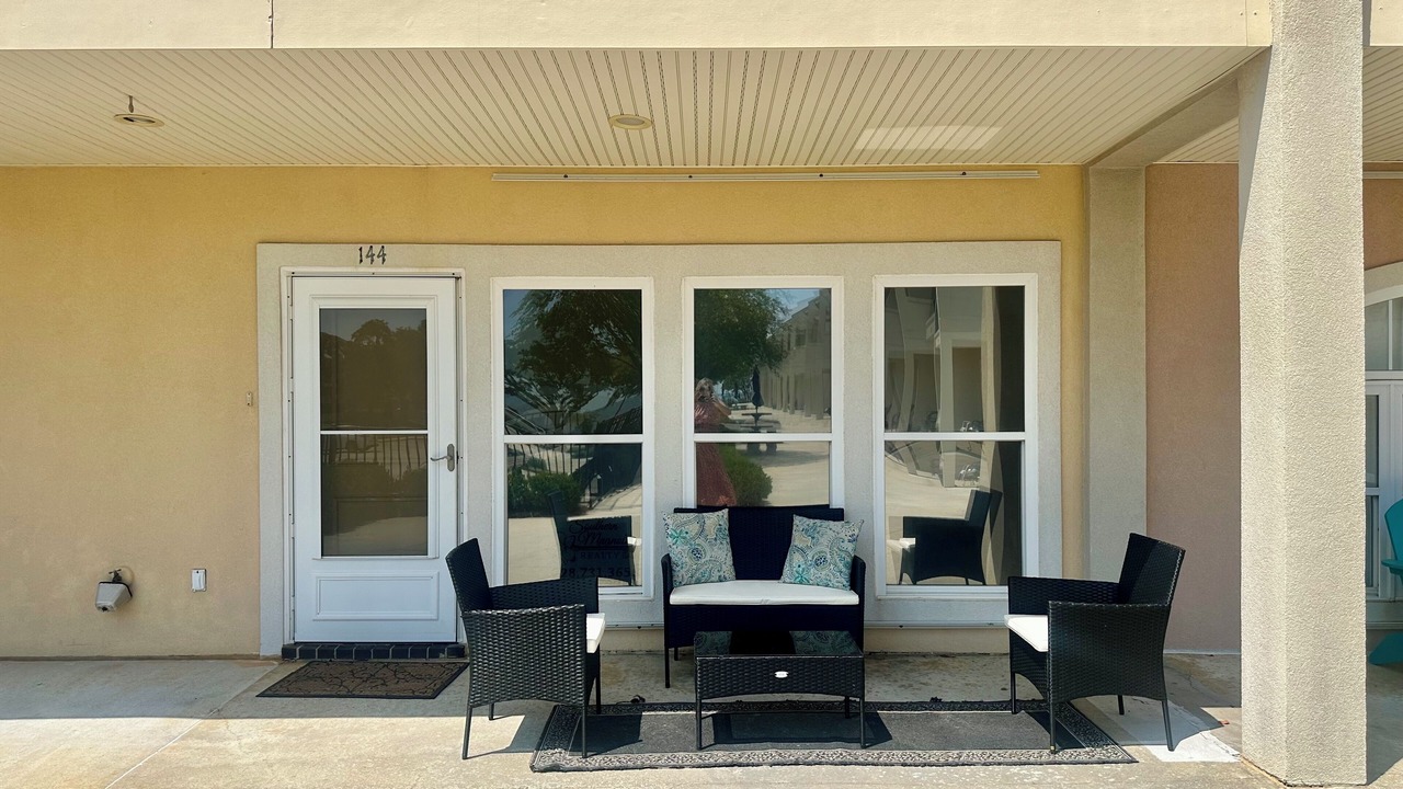 Photo of Patio Balcony in Long Beach