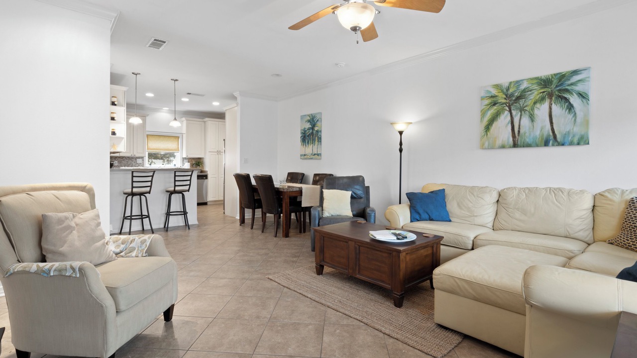Photo of Livingroom in Long Beach