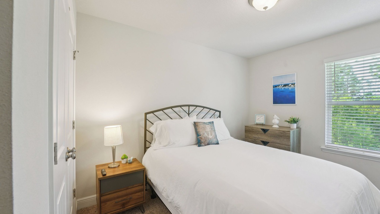 Photo of Bedroom in Upper Grand Lagoon