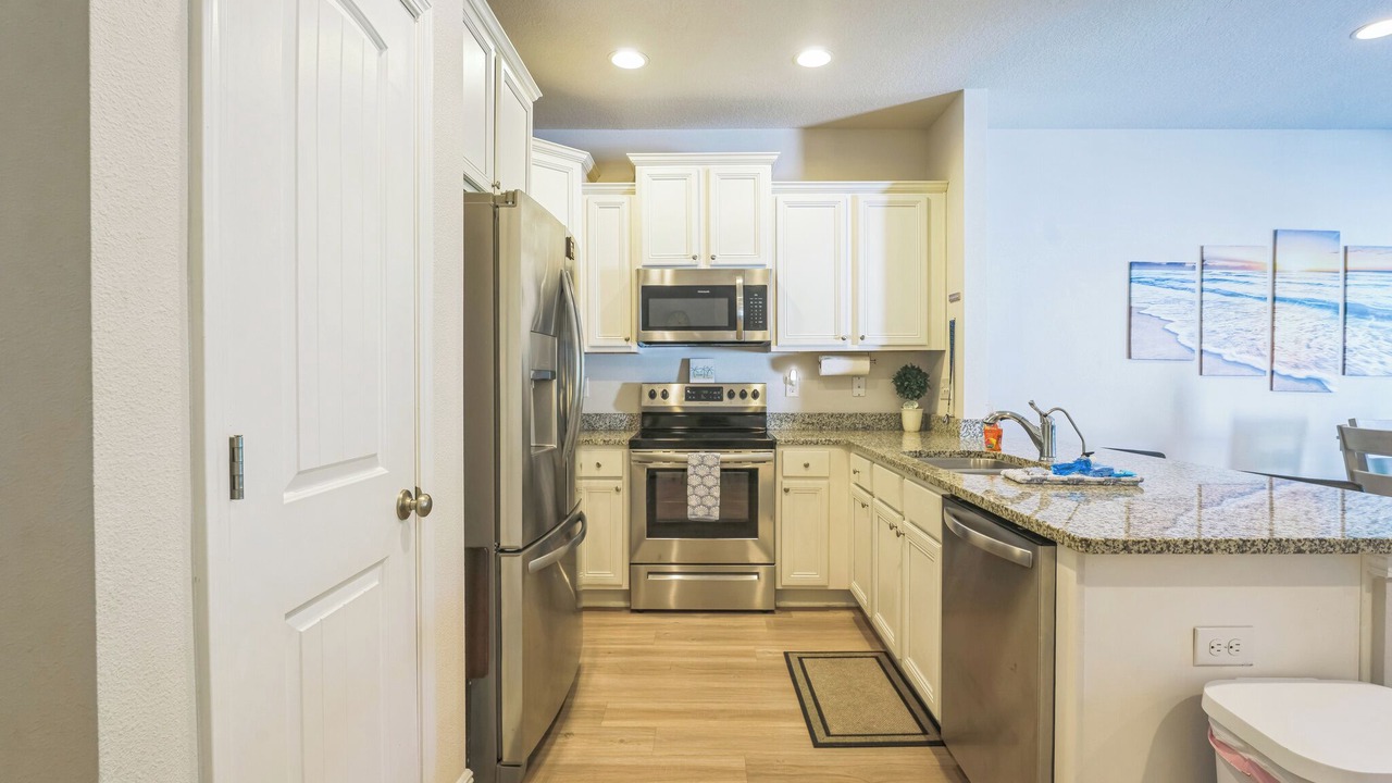 Photo of Kitchen in Upper Grand Lagoon