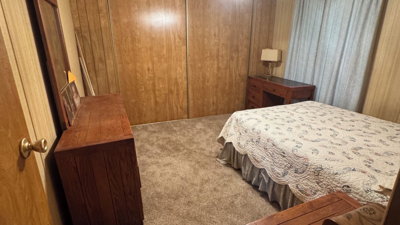 Photo of Bedroom in Ore City
