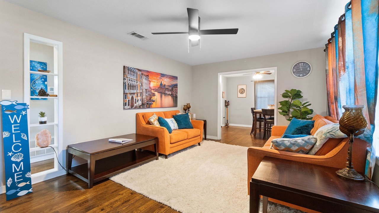 Photo of Livingroom in Myrtle Grove