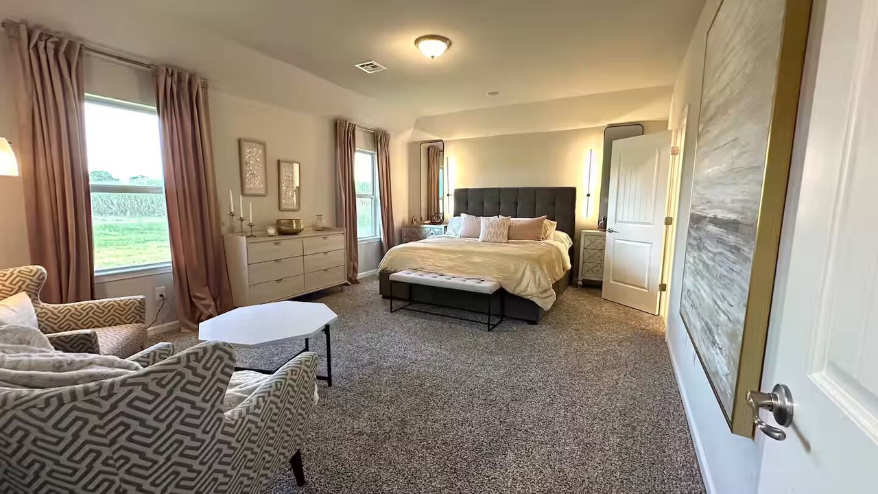Photo of Bedroom in Broussard