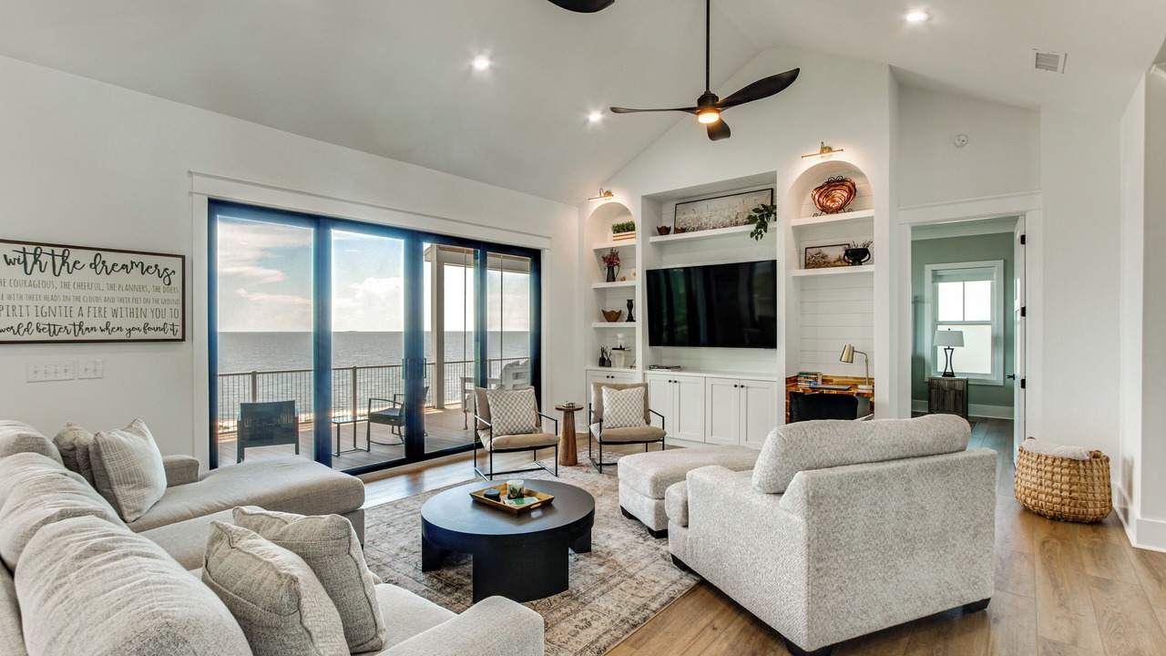 Photo of Bedroom in Ocean Springs