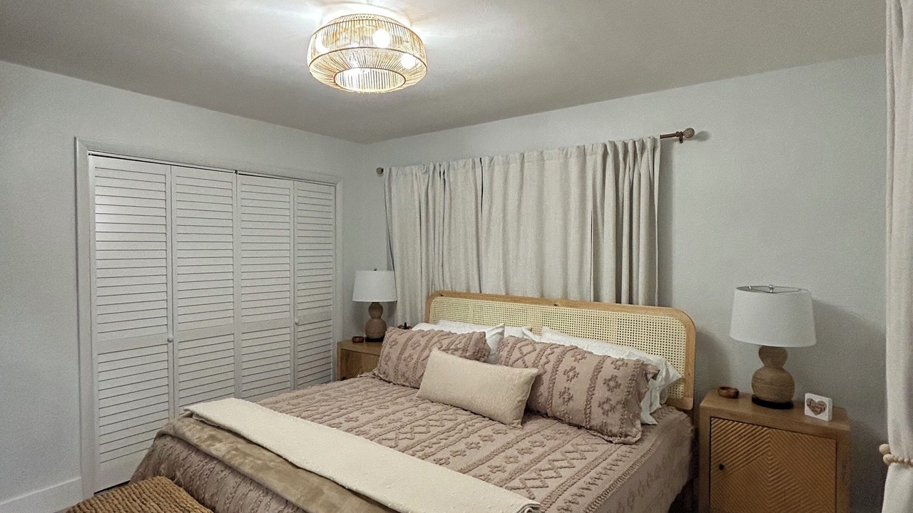 Photo of Bedroom in Ormond-by-the-Sea