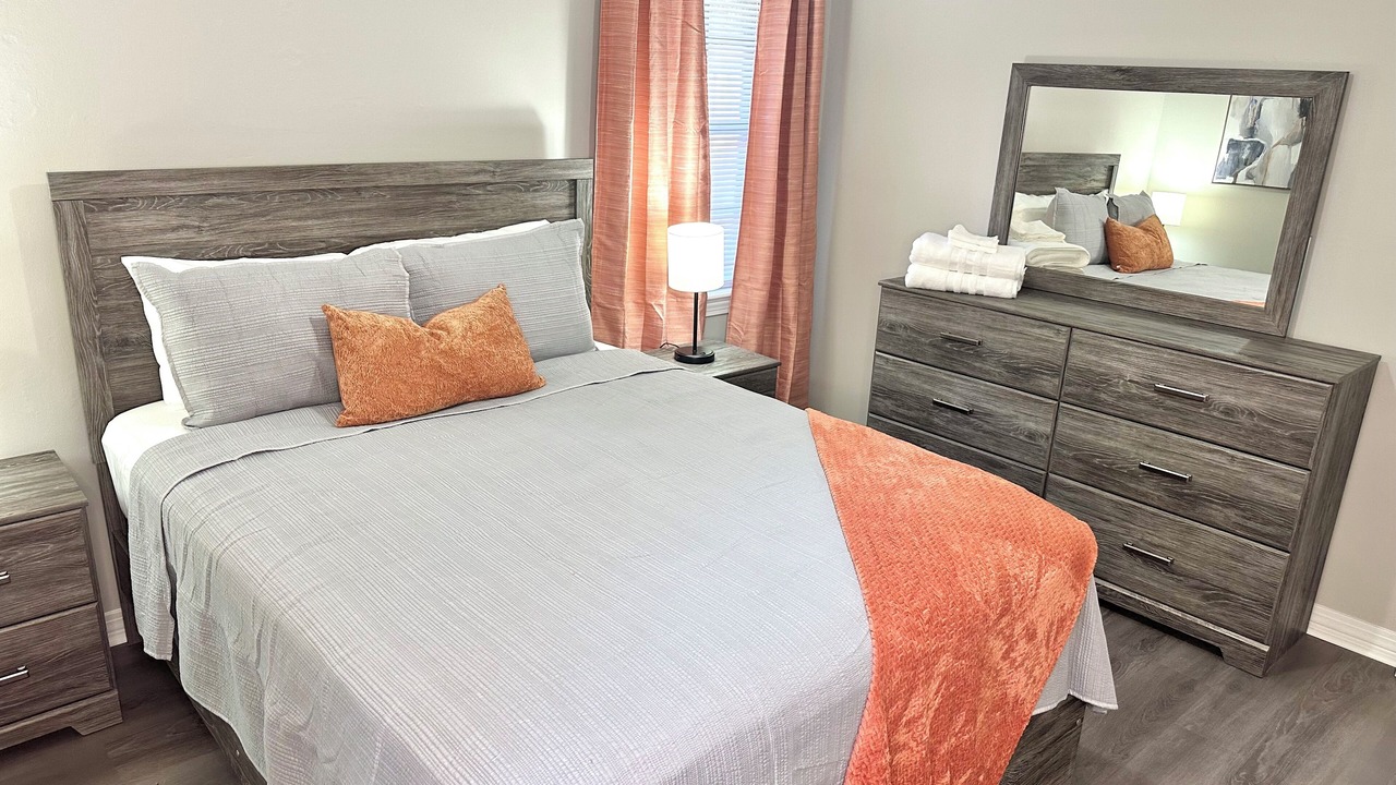 Photo of Bedroom in Tougaloo