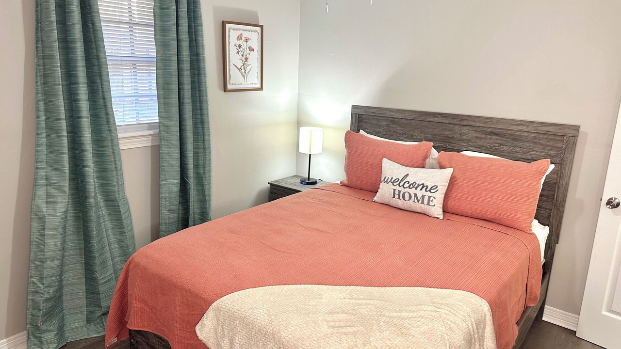 Photo of Bedroom in Tougaloo