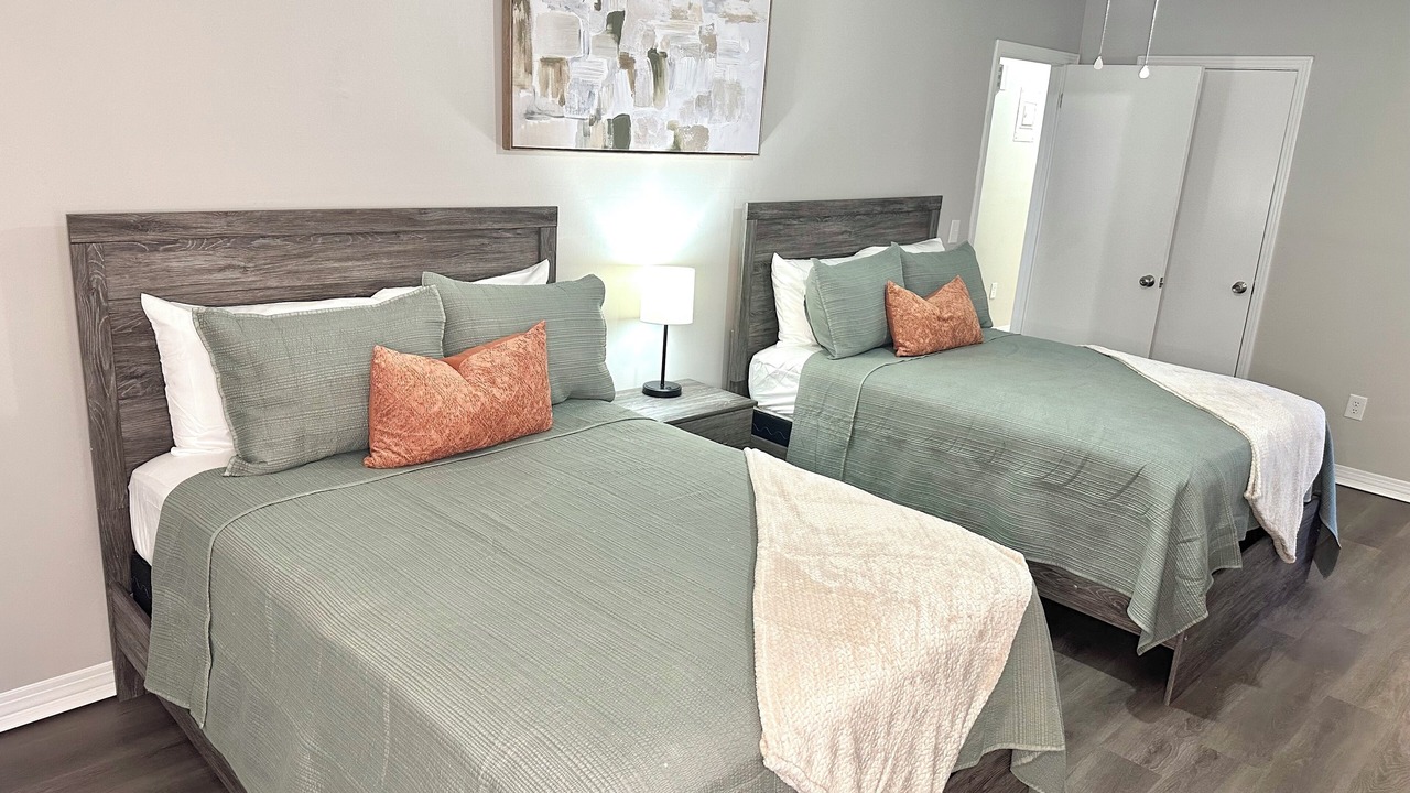 Photo of Bedroom in Tougaloo
