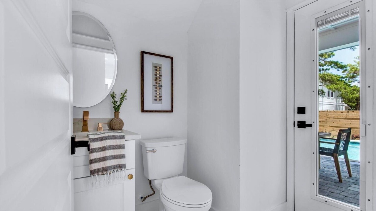 Photo of Bathroom in Miramar Beach